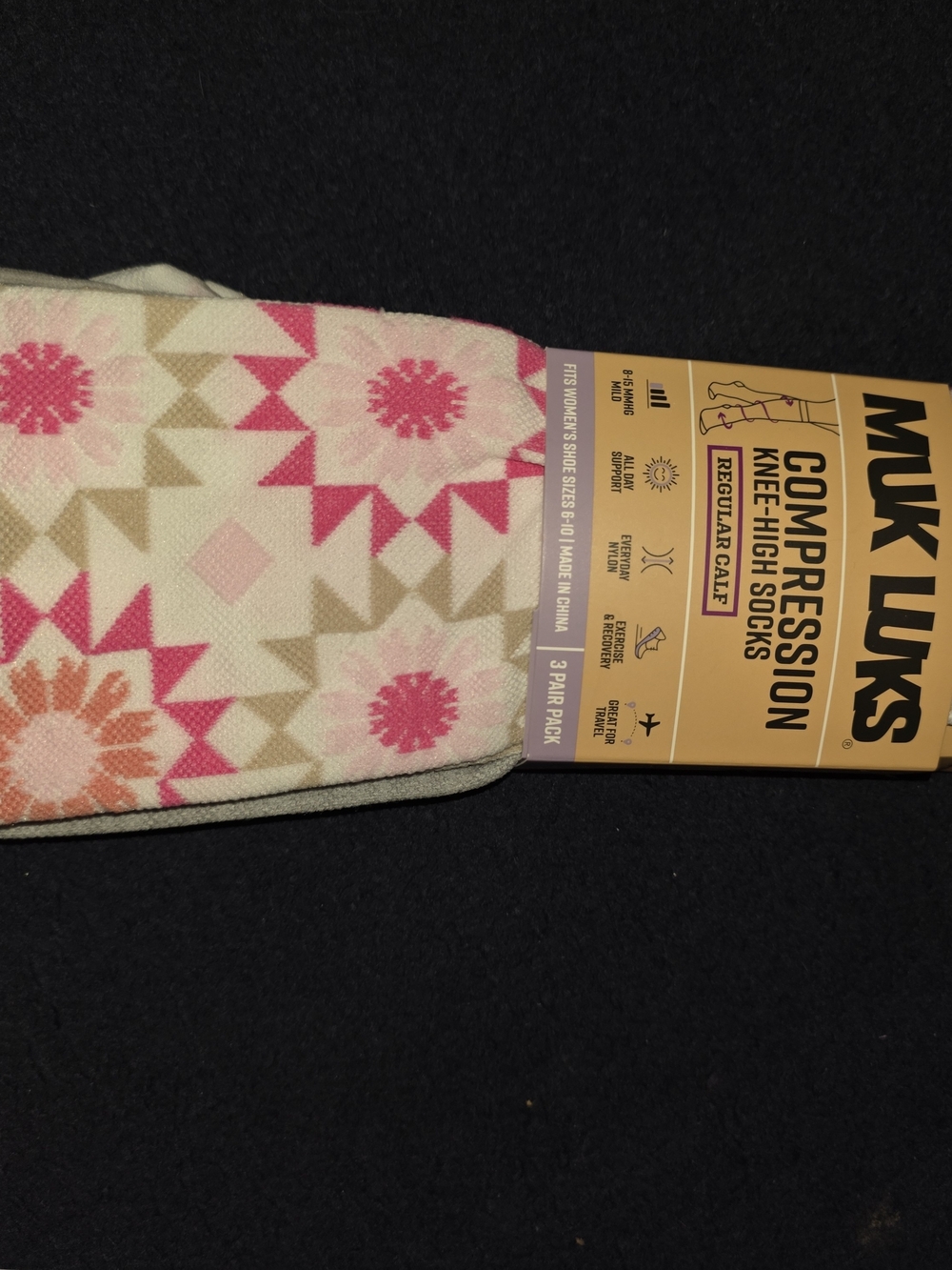 Muk Luks Knee-High Compression Socks in Pink and Cream Floral